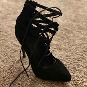 Black Strappy Heals